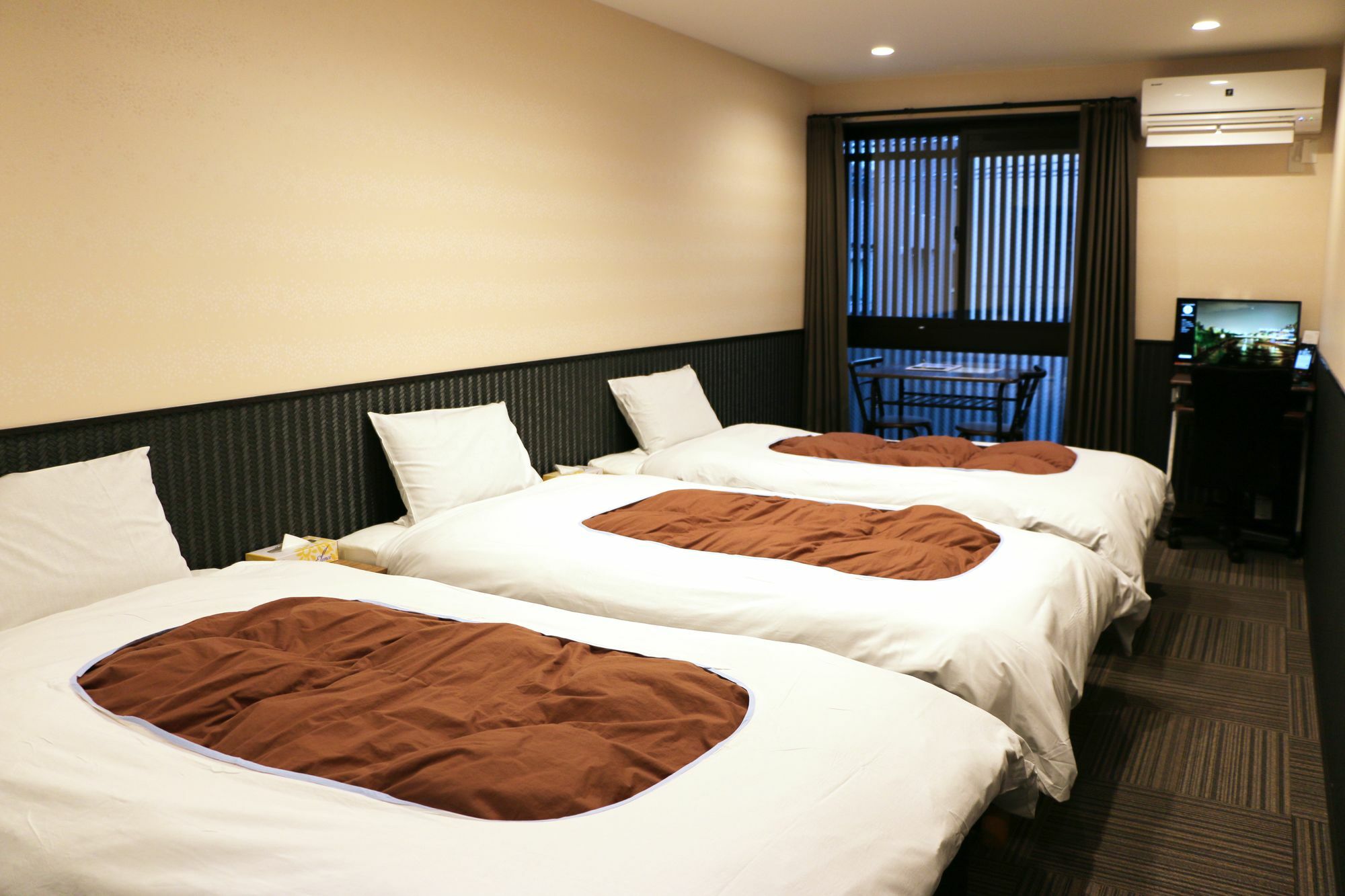 Oyo Japan Hotels Gojo-Muromachi Kioto Zewnętrze zdjęcie